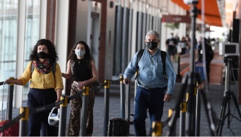 Coronavirus: El gobierno evaluaría el cierre de fronteras ante el rebrote