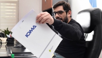 IOMA: Homero Giles firmó un convenio con clínicas que agudiza el conflicto con la AMP