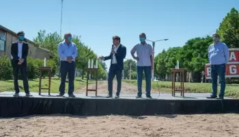 Gasparini, tras la visita de Kicillof: “La gente con nosotros está contenta”