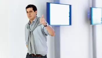 La empresa seleccionada para el recuento de votos está acusada de “fraude informático”