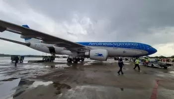 Un nuevo vuelo partió a China para traer vacunas