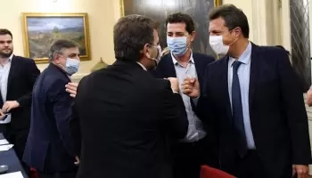 El gobierno propuso postergar las PASO