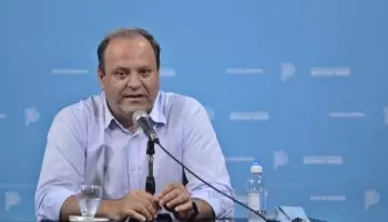 “Si no frenamos la curva vamos a terminar como Brasil”