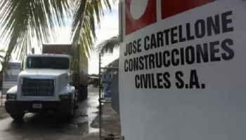 En plena crisis, la empresa Cartellone despidió 200 operarios y busca no pagar la doble indemnización