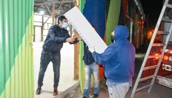Castelli: Se comenzaron a producir las primeras 30 casas en la Fábrica Municipal