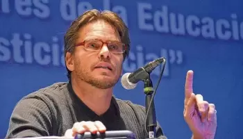“Es falsa la antinomia escuelas abiertas o cerradas: Las escuelas nunca cierran”