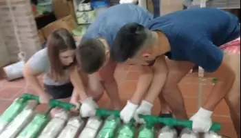 Scouts elaboran paneles solares con materiales reciclados para familias carenciadas