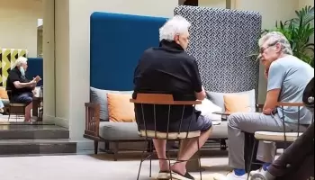 Ginés y Sigman en Madrid: ¿Cómo ingresó a Europa habiéndose vacunado con la Sputnik V?