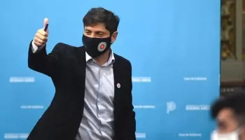 COVID-19: Asmática crónica de ochenta años acudió a la Justicia para exigirle a Kicillof la segunda dosis