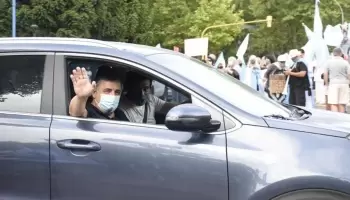 Bullrich ya fue, Carrió ya fue. ¿Si vos querés, Negri también?