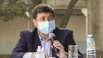 Cansado de ser un ministro testimonial, Arroyo busca una salida elegante en las legislativas