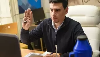 La Plata: El kirchnerismo acusa a Garro de “no colaborar rápidamente con el plan de vacunación”