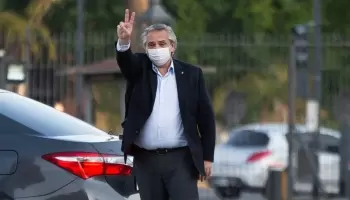 Teatro Cervantes: Gastan 430 mil pesos en una alfombra para el palco presidencial