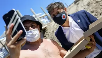 A un mes del inicio de la primavera, el gobierno bonaerense gasta 8 millones en ropa de invierno
