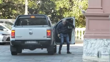 Aníbal Fernández fue a Casa Rosada con una camioneta que debe 560 mil pesos en infracciones