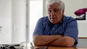 Alberto Samid: “Seguimos peleando entre nosotros, con el macrismo, por las migajas”