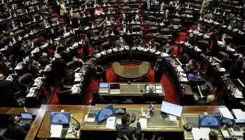 Freno a la ley de Etiquetado Frontal: Puesta en escena, chantaje y estrategia electoral