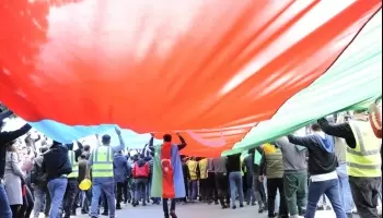 Azerbaiyán celebra el día de la Victoria
