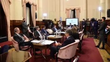 Pablo Tonelli: “Unos días antes del recambio legislativo quieren que aprobemos 116 decretos de un saque”