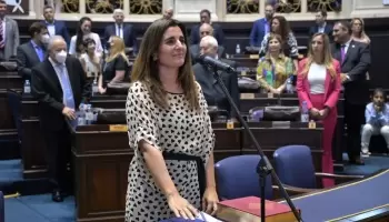 Reelecciones indefinidas: Para la diputada Etchecoin significan “un retroceso”