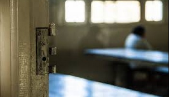Asegura estar preso por denunciar crímenes de lesa humanidad y teme que lo “asesinen” como a Julio López