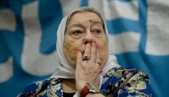 Denunciaron penalmente a Hebe de Bonafini por acusar a los evangelistas de “lavadores de cabeza”