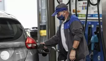 Por tercera vez anuncian un aumento en los combustibles