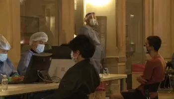 Larreta llevó el plan Detectar al Teatro Colón: “Es una vergüenza usarlo para hacer marketing”