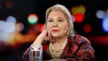 Carrió: “Con ineptitud y mala fe, el gobierno arma la tormenta perfecta que puede hundir a la Argentina”