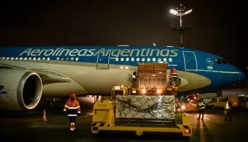 Saldrá hacia Rusia el cuarto vuelo en busca de vacunas