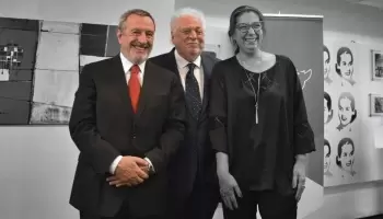 COVID-19: Denuncian penalmente a la ANMAT por demorarse en investigar el uso de la ivermectina