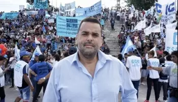 Daniel Menéndez negocia su candidatura a diputado cediendo militantes al Movimiento Evita