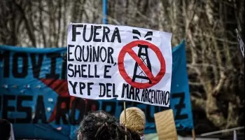 “Hoy el gobierno está dándole continuidad a la entrega del mar argentino que hizo Mauricio Macri”