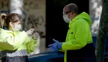 El garrismo advierte que el pase sanitario “representa un avance sobre las libertades individuales”