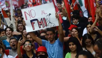 La izquierda marcha contra el acuerdo con el FMI: “Fernández denunció la estafa y ahora la paga”