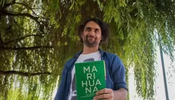 La Legislatura Porteña distinguió el libro “Marihuana, la historia” del periodista Fernando Soriano