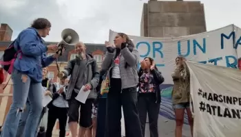 Aunque acalladas por los medios, siguen las movilizaciones contra la explotación petrolera en el mar