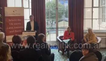 Insólito: Estela de Carlotto conmemora el 40 aniversario de Malvinas desde Gran Bretaña