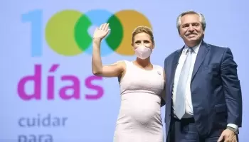 Por un error de la Unidad Médica, el hijo de Alberto Fernández fue fotografiado “antes de nacer”