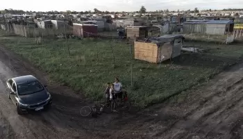 Vecinos contra la megatoma de La Plata: “Podríamos estar al borde de la usurpación”