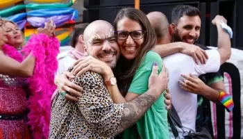 Mientras despilfarra fondos, Gómez Alcorta evita cumplir con una reparación económica por femicidio