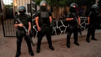 Acusan a policías bonaerenses de plantar drogas durante un allanamiento irregular