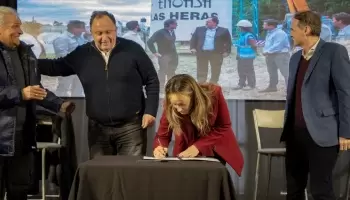 Katopodis y Malena Galmarini inauguraron obras de agua potable en General Las Heras