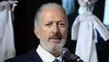La DAIA, sobre el avión sospechoso: “El piloto puede estar asociado a una fuerza de choque iraní”