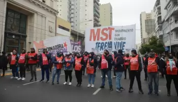 Marcha a Desarrollo Social: “El ministro Zabaleta tiene que dar respuestas, sino está pintado”