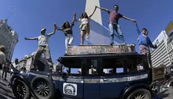 “Ciudadanos del mundo”: Los Zapp, la familia que recorrió el planeta en auto