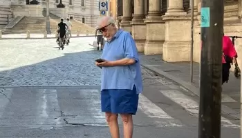 Filmaron a Ginés González García paseando por Roma