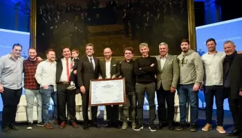 Javier Mascherano fue distinguido con la mención “Juan Bautista Alberdi” en la Cámara de Diputados