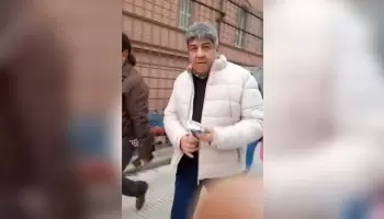 Con detenidos, continuaron los escraches: Esta vez les tocó a Luis D’Elía, Pablo Moyano y Romina del Plá