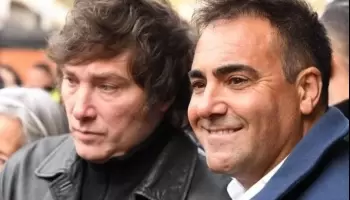 Javier Milei visitó La Plata acompañado de Marcelo Peña